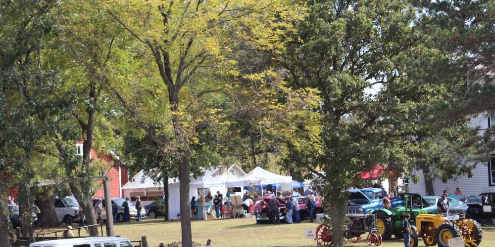 Pioneer Bluffs Fall Festival