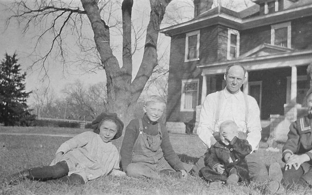 1915 Irene, Wayne, Henry, George and Helen Rogler