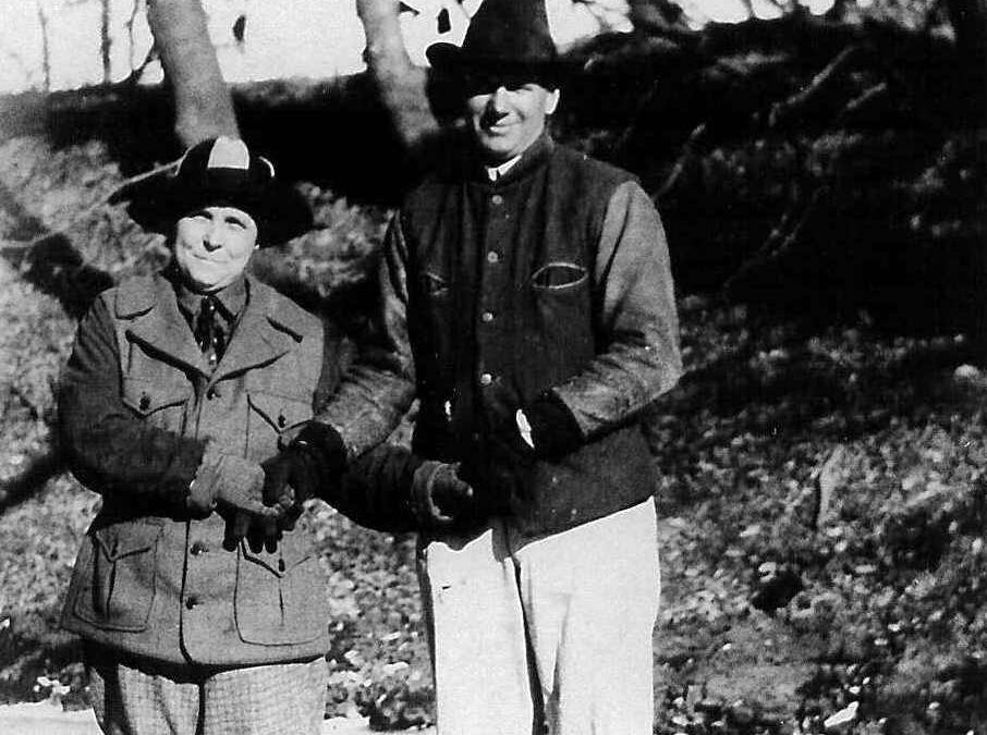 1916 Maud and Henry Rogler ice skating