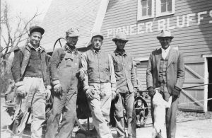 936 Kenneth Robertson, Joe King, Kay Golden, Oscar Butters, Henry Rogler in front of the main barn
