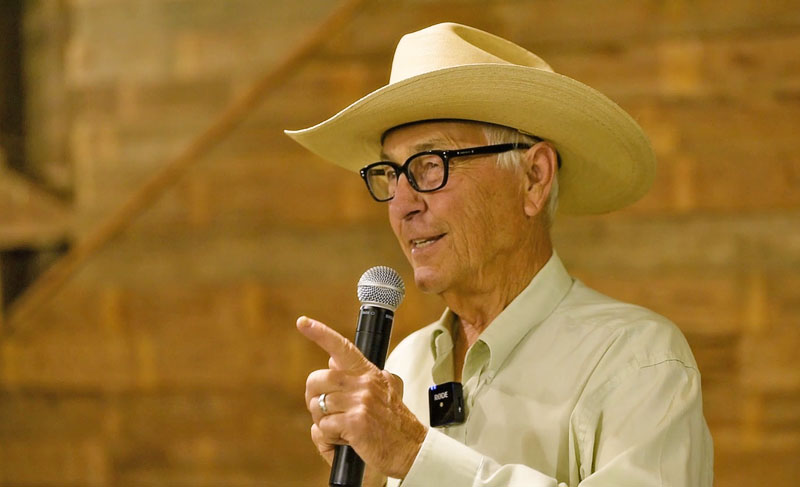 Jim Hoy – working with Wayne-tb