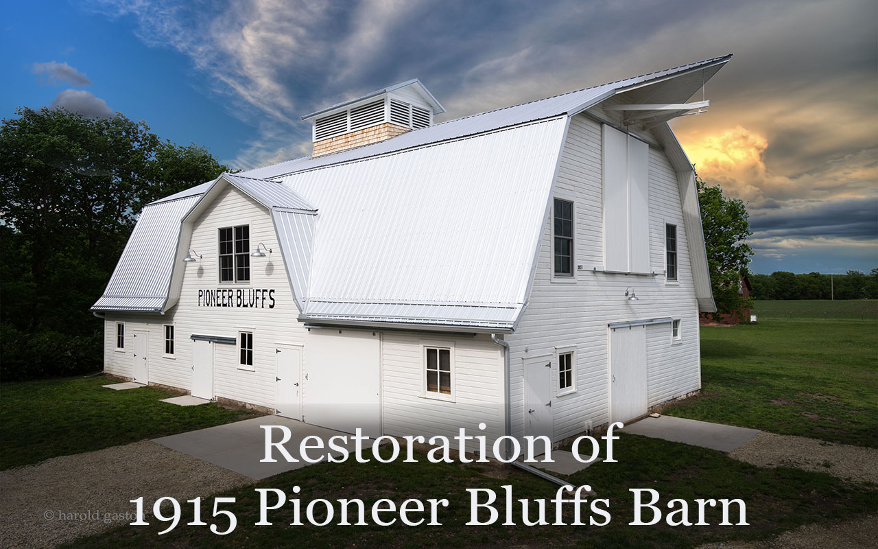 Pioneer Bluffs main barn